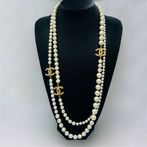 chanel knecklage|authentic Chanel necklaces.